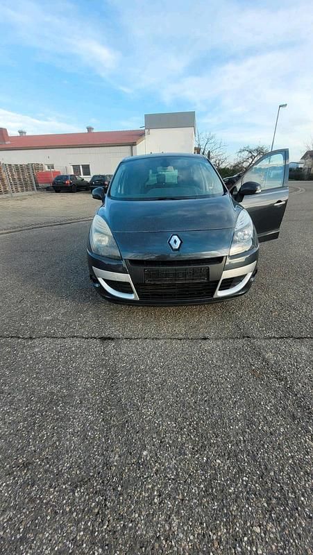 Schwarz Gebraucht 2011 Renault Scénic III Van / Kleinbus | 3.350 € (Guter Preis) - Bild 1/4