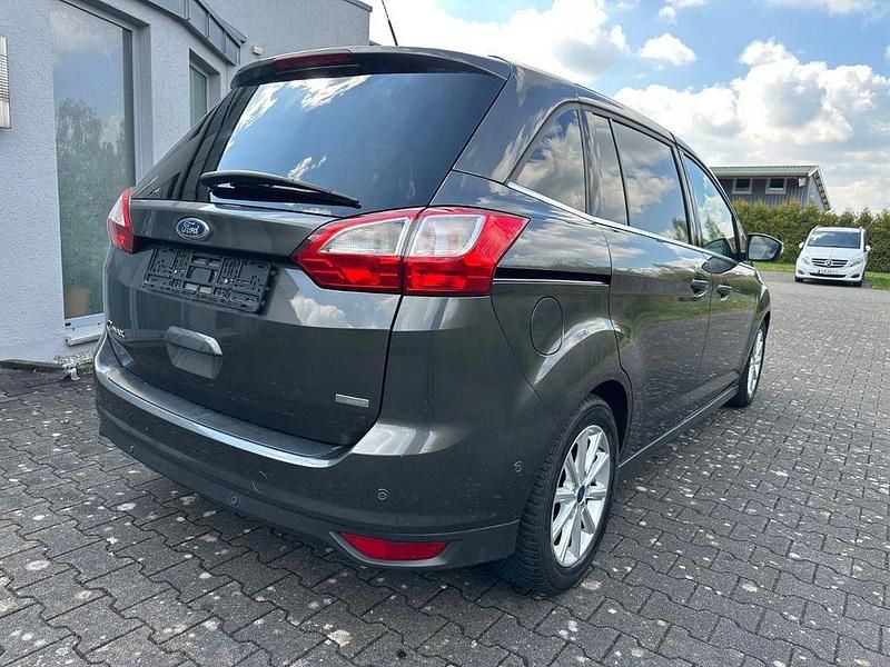 Gebraucht Ford Grand C-Max 101 PS (74 kW) 2016 Grau Van / Kleinbus