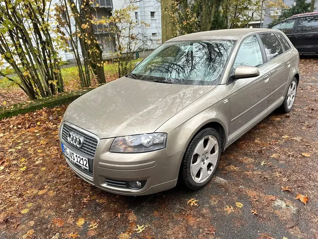 Second-hand Audi A3 S-Line 200 CP (147 kW) 2007 Galben Hatchback