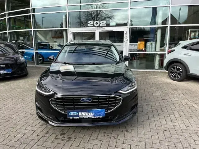 Gebraucht Ford Focus Titanium X 125 PS (91 kW) 2024 Schwarz Kombi