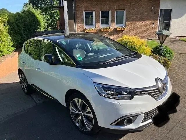 Gebraucht Renault Scenic E-Tech Intens 132 PS (97 kW) 2017 Weiß Van / Kleinbus