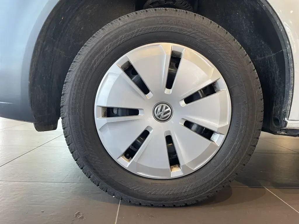 Gebraucht VW Transporter 150 PS (110 kW) 2024 Weiß Van