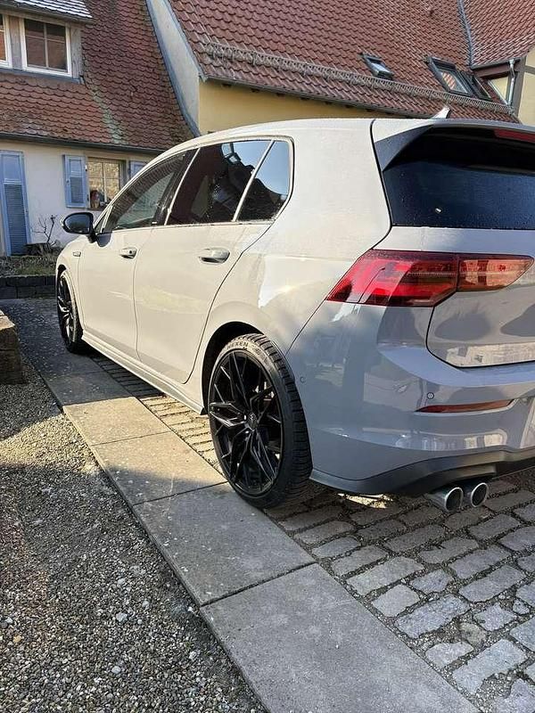 Gebraucht VW Golf VIII GTD 200 PS (147 kW) 2024 Grau Limousine