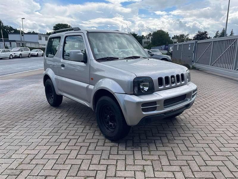 Silber Gebraucht 2009 Suzuki Jimny Ranger SUV | 8.650 € (Fairer Preis) - Bild 1/4