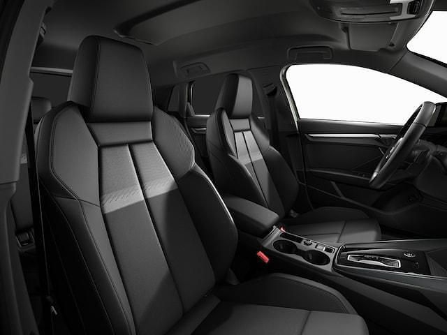 Gebraucht Audi A3 Advanced Plus 116 PS (85 kW) 2025 Distriktgrün metallic Limousine