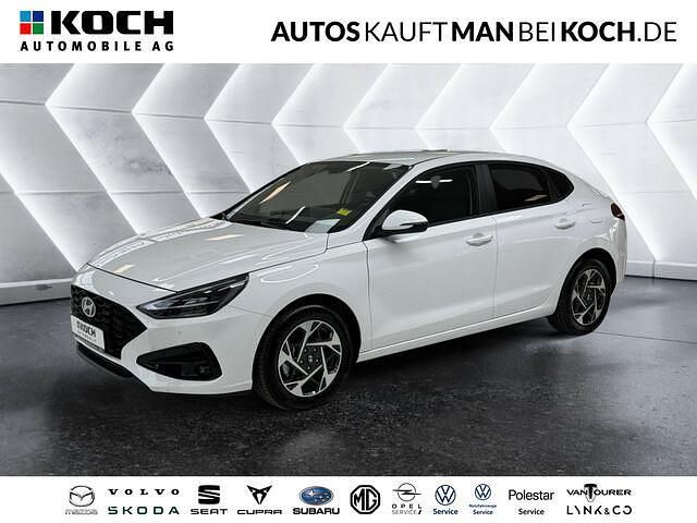 Gebraucht Hyundai i30 101 PS (74 kW) 2024 Andere farbe Kleinwagen