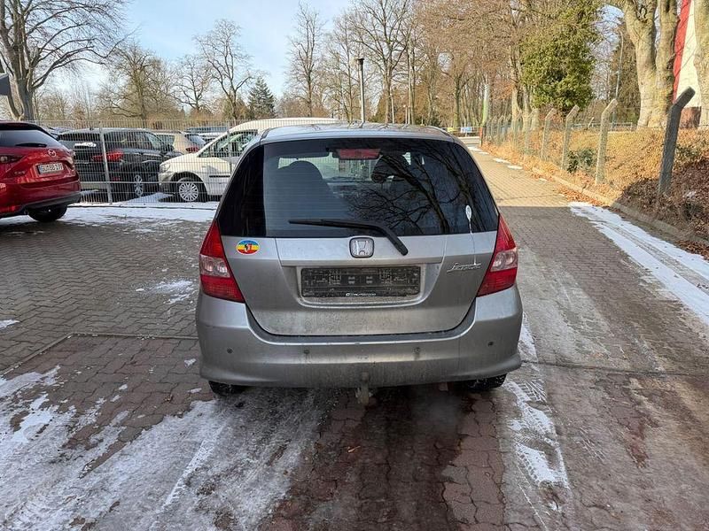 Gebraucht Honda Jazz LS 83 PS (61 kW) 2006 Silber Kleinwagen