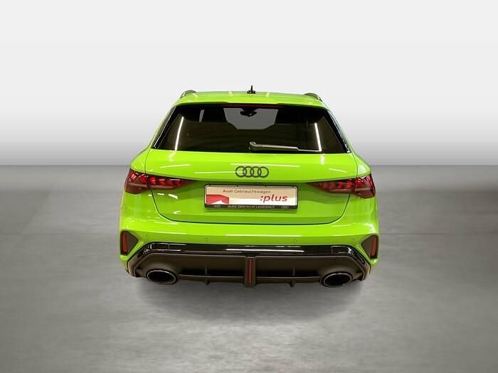 Gebraucht Audi RS3 Sport 400 PS (294 kW) 2024 Grün Limousine