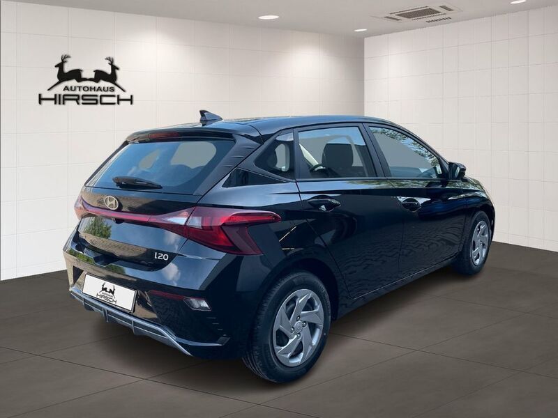 Nowe Hyundai i20 Select 101 KM (74 kW) 2025 Czarny Sedan/Limuzyna