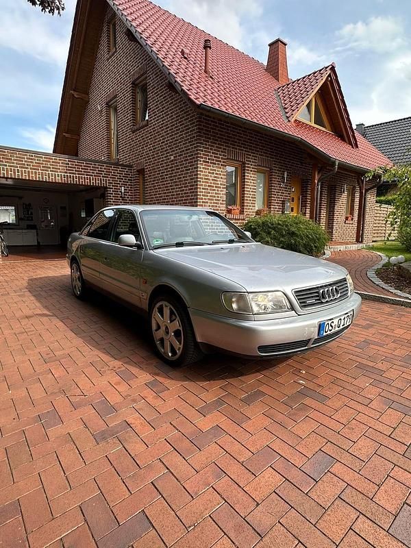 Silber Gebraucht 1996 Audi A6 Limousine | 4.200 € (Superpreis) - Bild 1/4