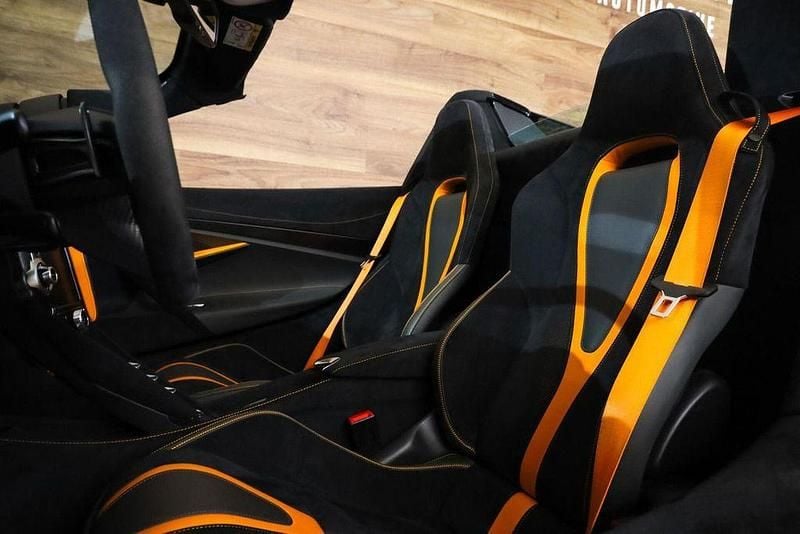 Gebraucht McLaren 720S 721 PS (530 kW) 2019 Weiß Cabrio