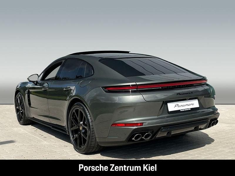 Neu Porsche Panamera 470 PS (345 kW) 2025 Aventuringrünmetallic Kleinwagen