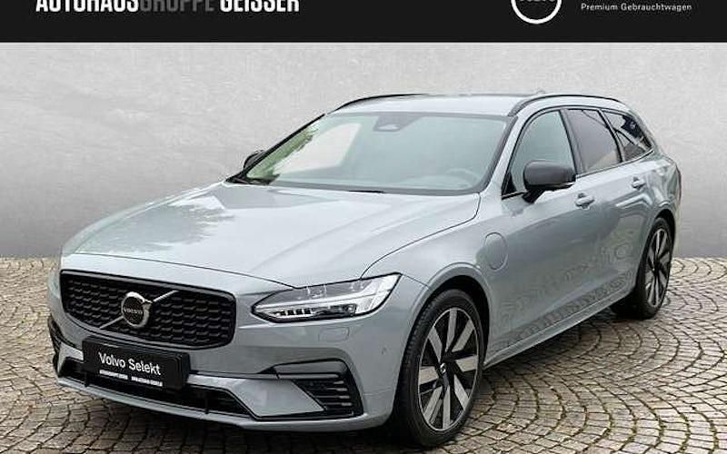 Grau Gebraucht 2025 Volvo V90 Plus Kombi | 54.750 € (Guter Preis) - Bild 1/4