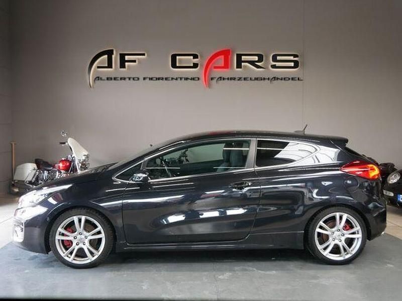 Gebraucht Kia ProCeed GT-Track 204 PS (150 kW) 2015 Schwarz Kleinwagen