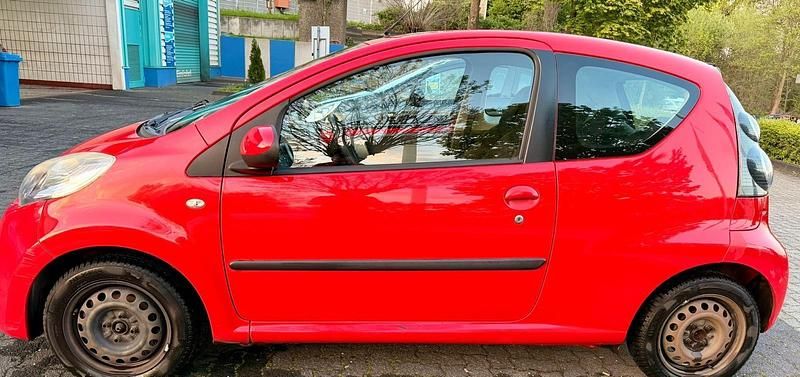 Gebraucht Citroën C1 68 PS (50 kW) 2008 Rot Kleinwagen