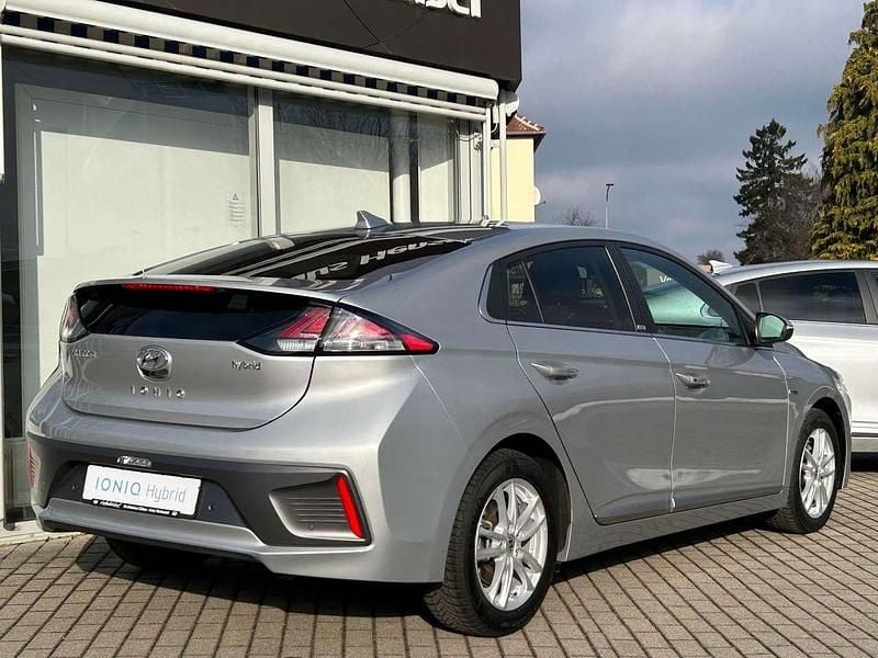 Gebraucht Hyundai Ioniq Style 105 PS (77 kW) 2020 Typhoon silver Kleinwagen