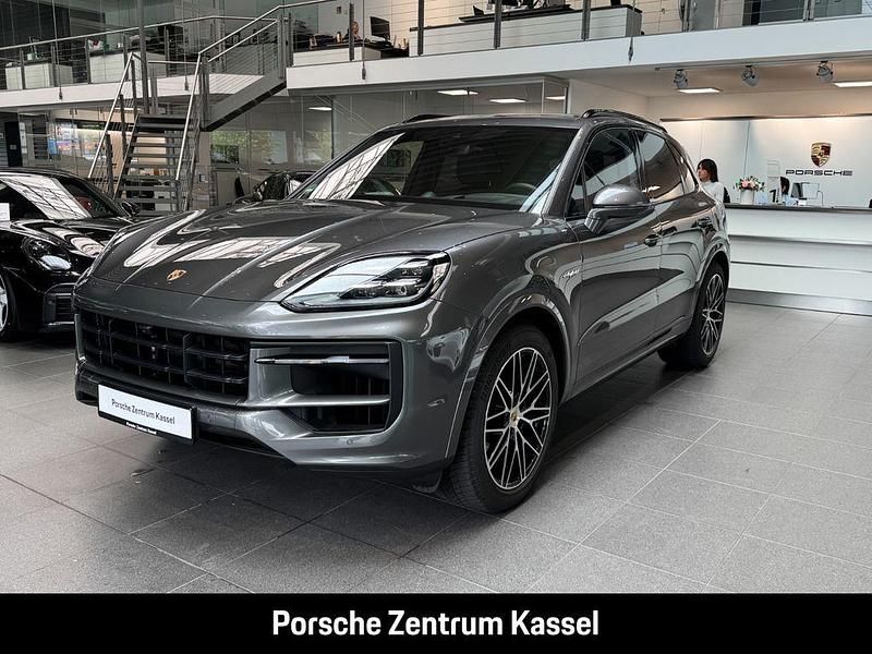 Gebraucht Porsche Cayenne 470 PS (345 kW) 2024 Grau SUV