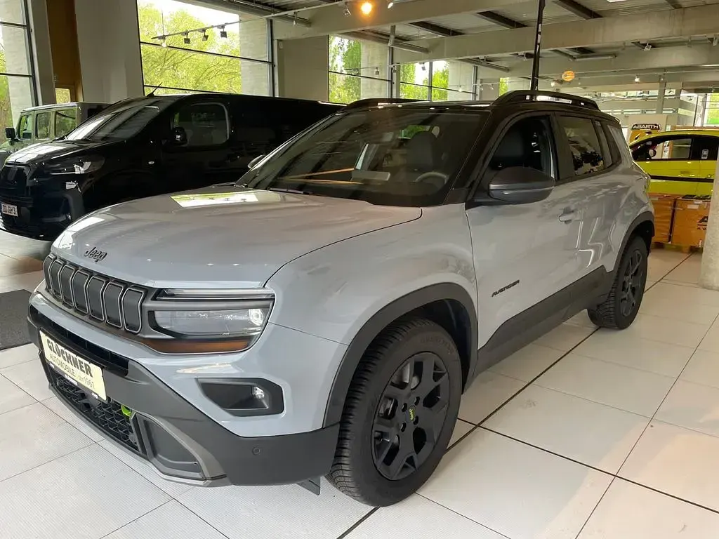Gebraucht Jeep Avenger Overland 145 PS (106 kW) 2025 Grau SUV