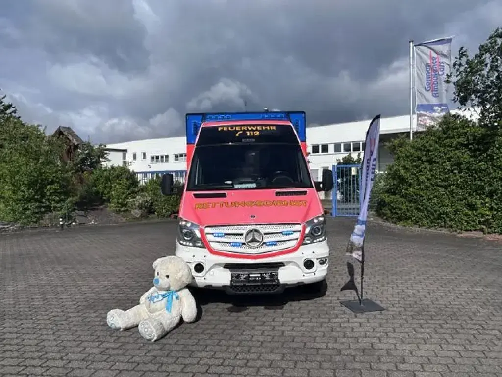 Gebraucht Mercedes Sprinter 190 PS (139 kW) 2014 Reinweiß Van