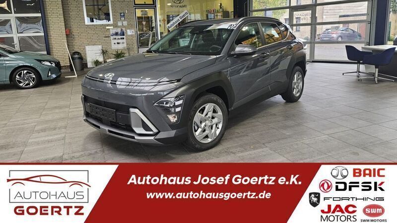 Grau Gebraucht 2024 Hyundai Kona Trend SUV | 26.390 € (Etwas zu teuer) - Bild 1/4