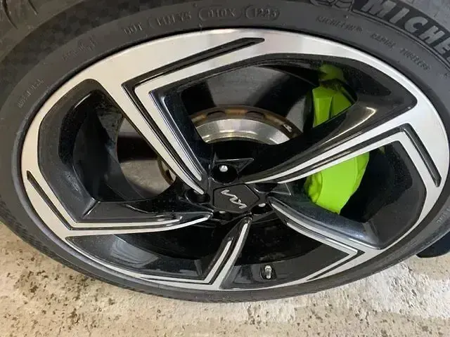 Gebraucht Kia EV6 GT 430 kW (585 PS) 2024 (abp) auroraschwarz met SUV