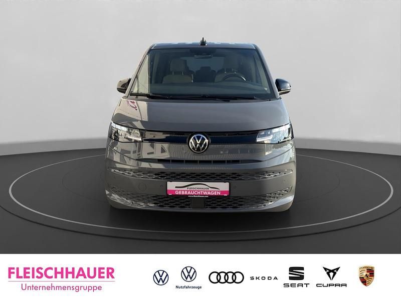 Gebraucht VW Multivan Family 136 PS (100 kW) 2024 Grau Van / Kleinbus