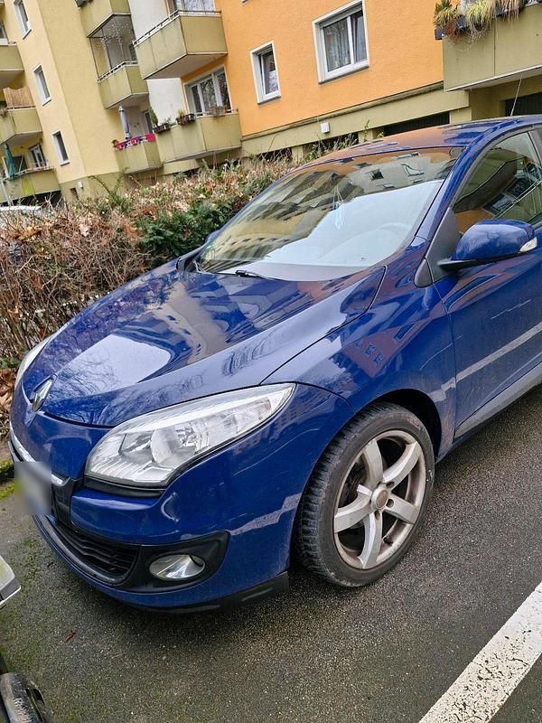 Gebraucht Renault Mégane 90 PS (66 kW) 2012 Blau Limousine