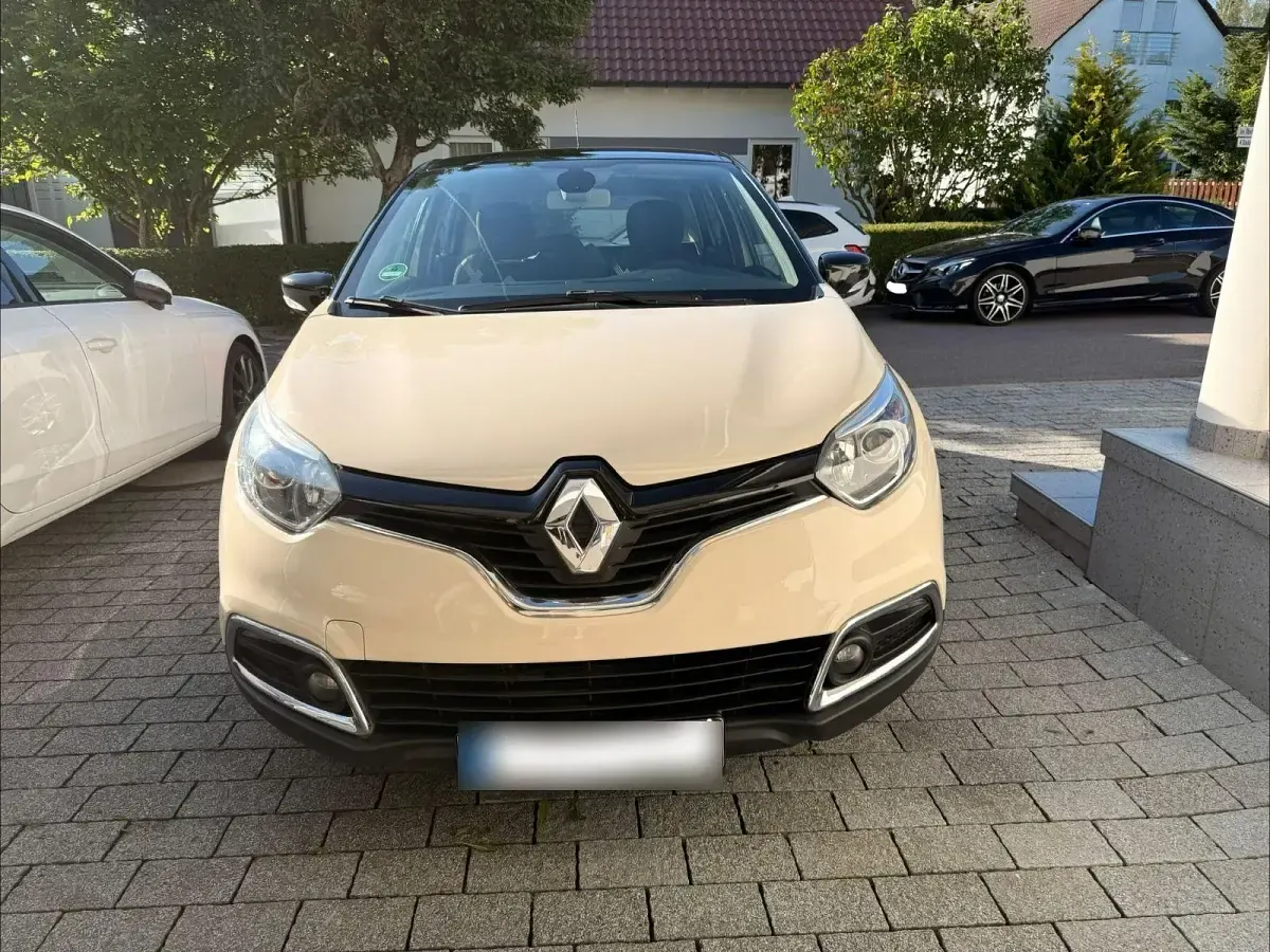 Gebraucht Renault Captur Dynamique 120 PS (88 kW) 2014 Weiß SUV