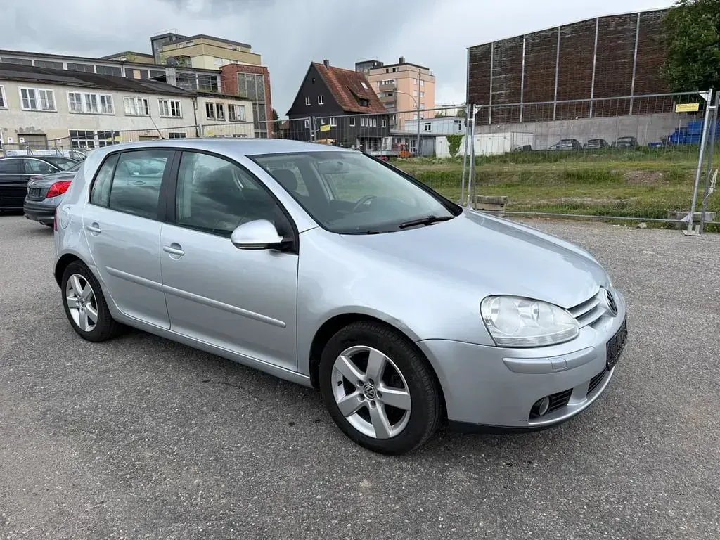 Gebraucht VW Golf V 122 PS (89 kW) 2007 Silber Limousine