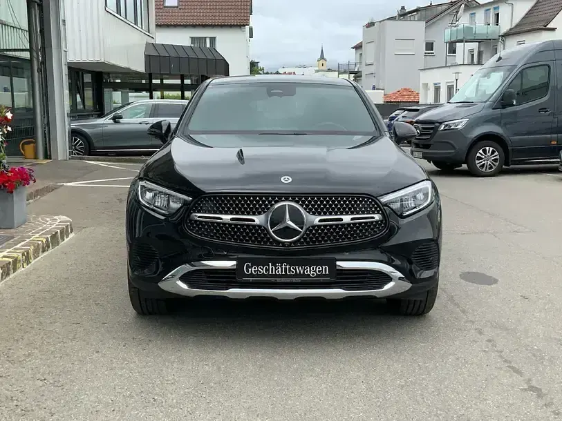 Gebraucht Mercedes GLC200 AMG 163 PS (119 kW) 2026 Schwarz SUV