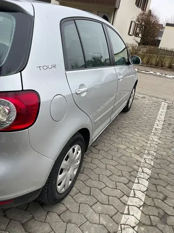 Używany VW Golf Plus Cross 80 KM (58 kW) 2007 Srebrny Minivan