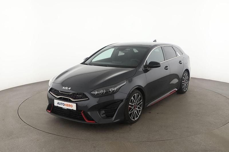 Grau Gebraucht 2021 Kia ProCeed Kleinwagen | 24.260 € (Fairer Preis) - Bild 1/3