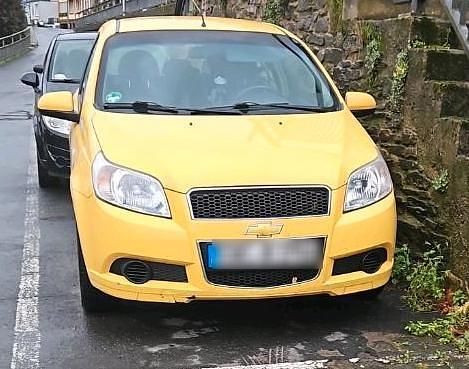 Gebraucht Chevrolet Aveo 80 PS (58 kW) 2010 Gelb Kleinwagen