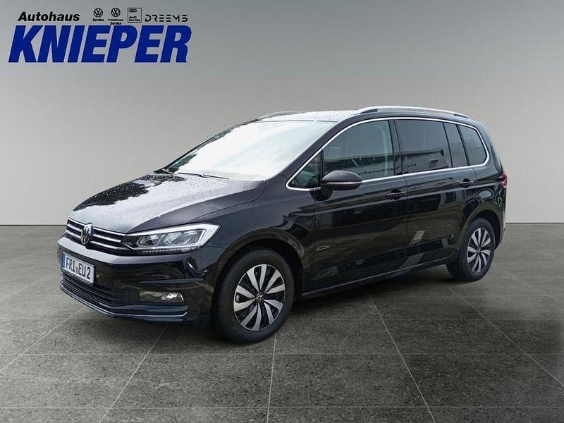 Schwarz Gebraucht 2024 VW Touran Highline Van / Kleinbus | 41.800 € (Teuer) - Bild 1/4