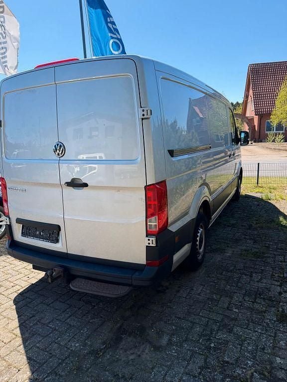 Second-hand VW Crafter 140 CP (102 kW) 2018 Argintiu Van