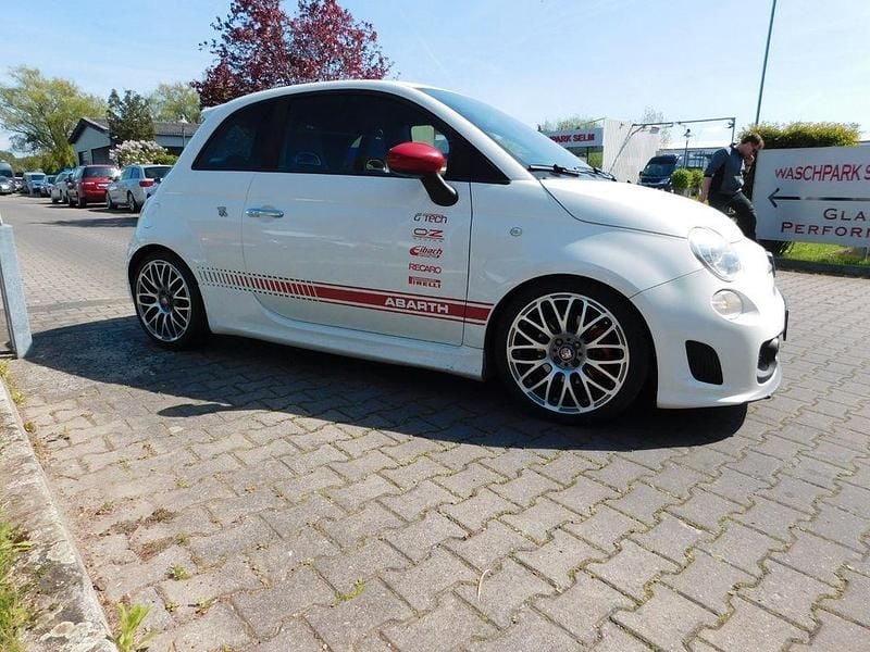 Gebraucht Abarth 500 Competizione 135 PS (99 kW) 2010 Weiß (metallic) Kleinwagen