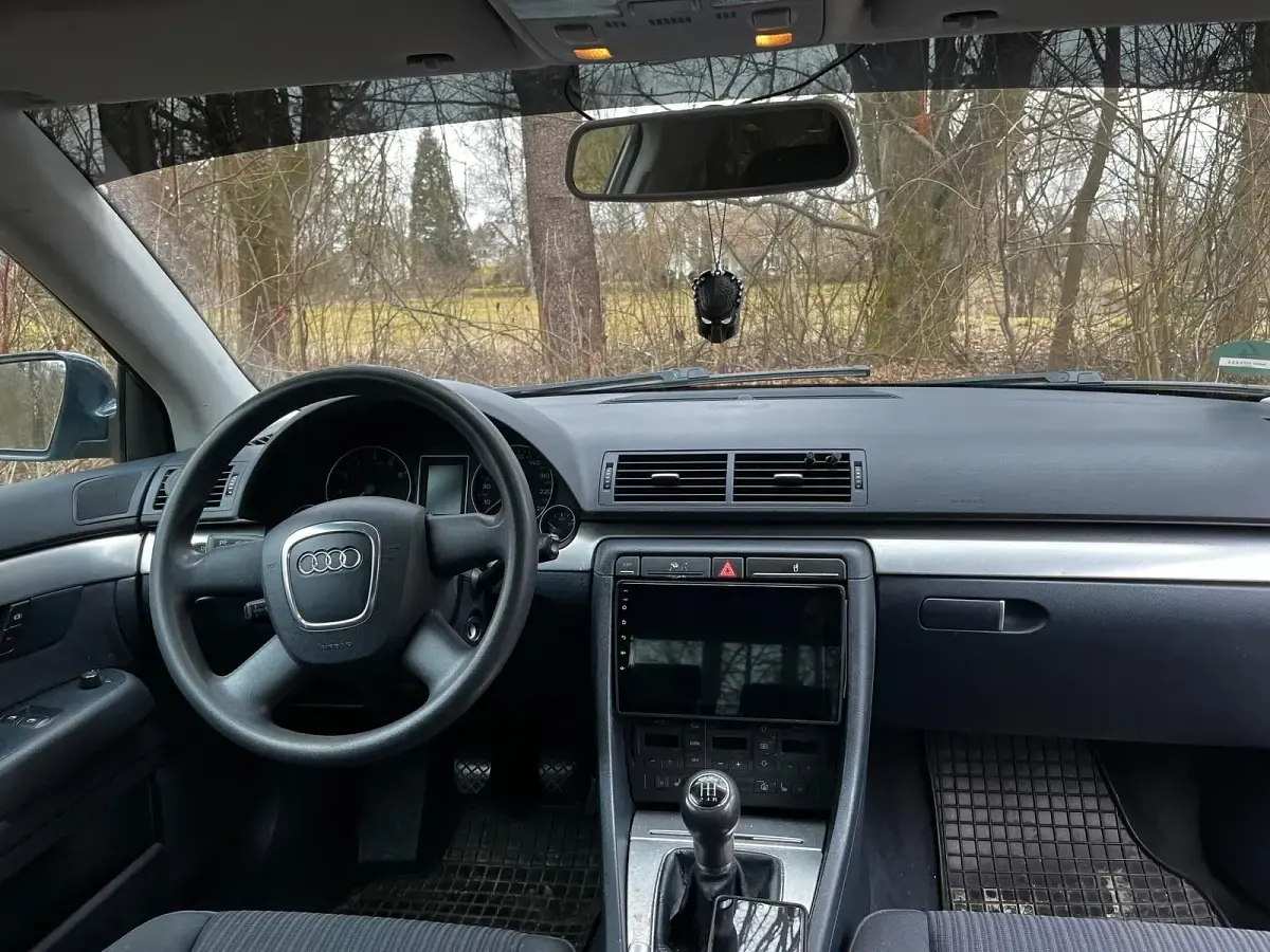 Second-hand Audi A4 140 CP (102 kW) 2006 Albastru Berlinǎ
