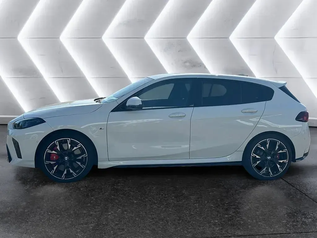 Gebraucht BMW 123 M Sport 218 PS (160 kW) 2025 Weiß Kleinwagen