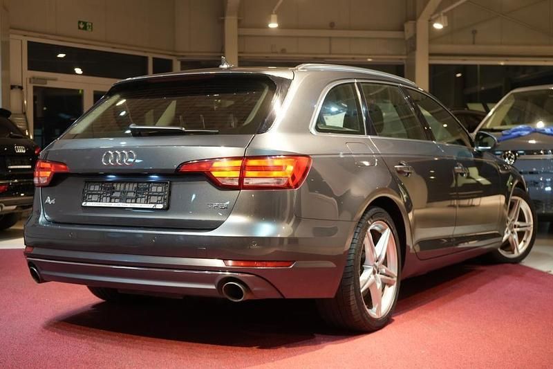 Gebraucht Audi A4 S-Line 190 PS (139 kW) 2016 Grau Kombi