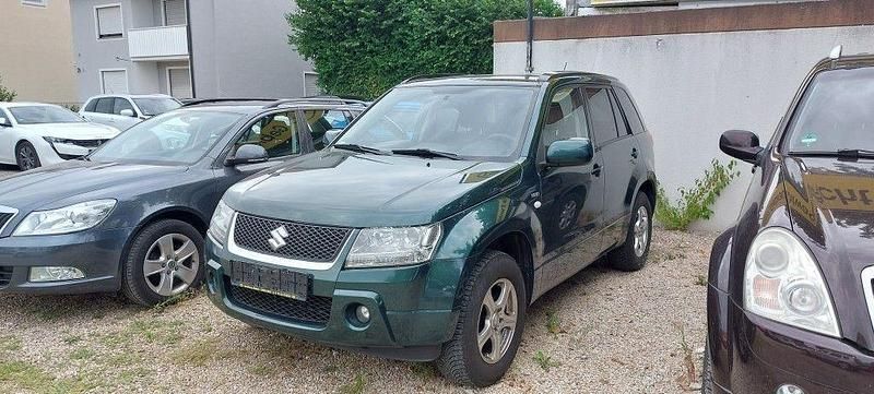 Grün Gebraucht 2007 Suzuki Grand Vitara Comfort SUV | 3.740 € (Fairer Preis) - Bild 1/4