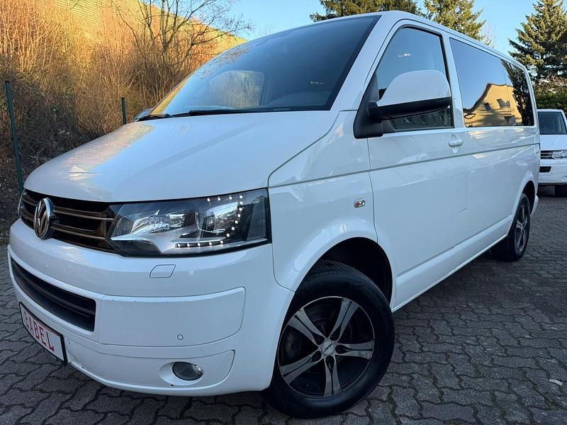 Gebraucht VW Multivan 140 PS (102 kW) 2013 Weiß Van