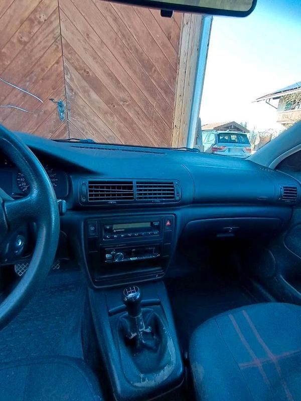 Second-hand VW Passat 100 CP (73 kW) 1998 Break