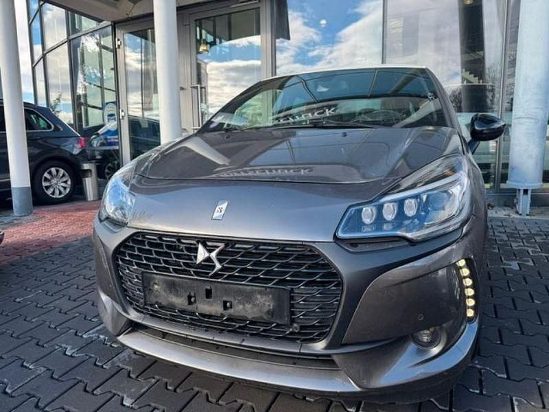 Gebraucht DS Automobiles DS3 110 PS (80 kW) 2018 Grau Limousine