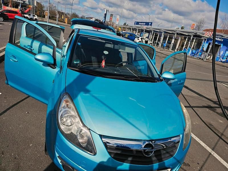 Gebraucht Opel Corsa 70 PS (51 kW) 2011 Blau Kleinwagen