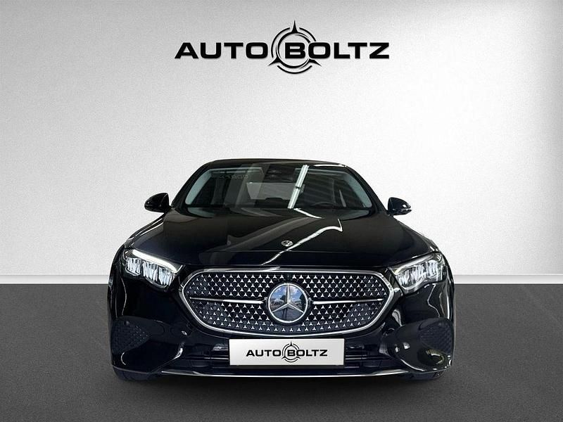 Gebraucht Mercedes E200 227 PS (166 kW) 2024 Schwarz Limousine