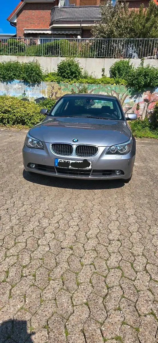 Gebraucht BMW 525 177 PS (130 kW) 2004 Grau Limousine