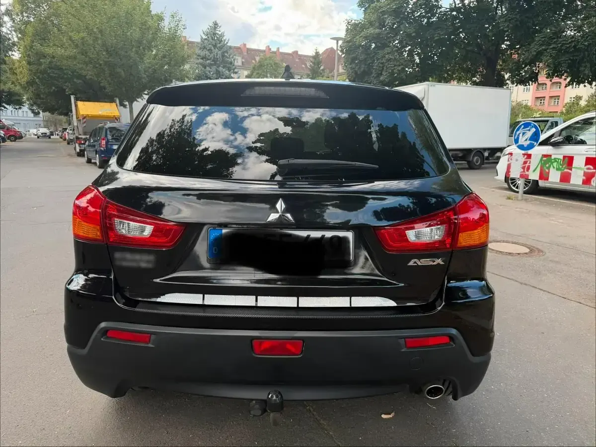 Gebraucht Mitsubishi ASX 117 PS (86 kW) 2011 Schwarz SUV