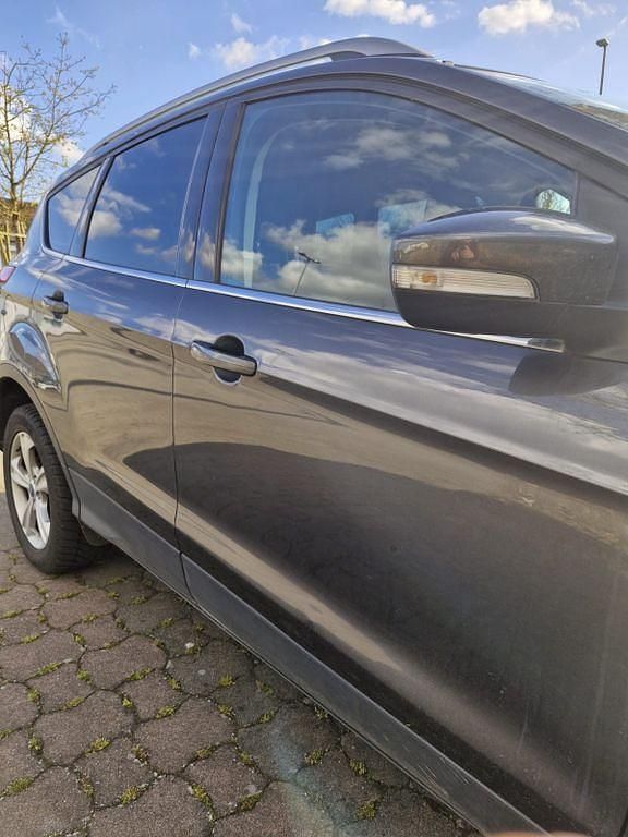 Gebraucht Ford Kuga SYNC Edition 150 PS (110 kW) 2015 Grau SUV