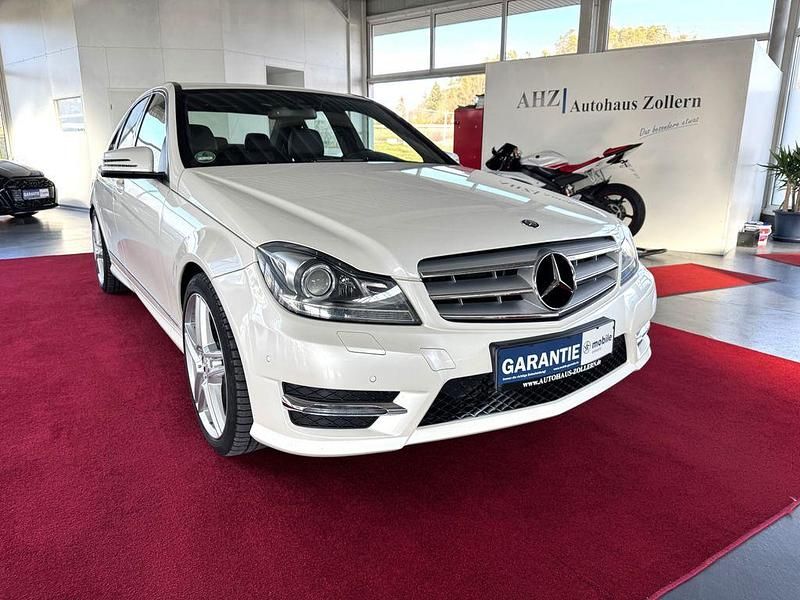 Weiß Gebraucht 2013 Mercedes C250 AMG Limousine | 15.700 € (Fairer Preis) - Bild 1/4