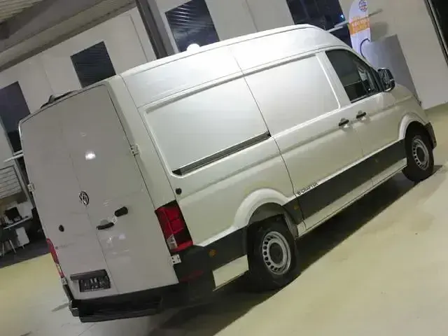Gebraucht VW e-Crafter 100 kW (136 PS) 2020 Candy white Van
